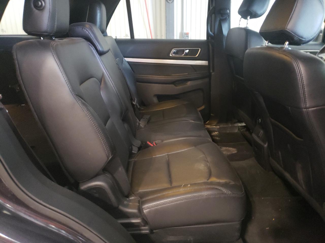 Photo 6 from auction – 2017 FORD EXPLORER X with VIN 1FM5K8D8XHGC61536