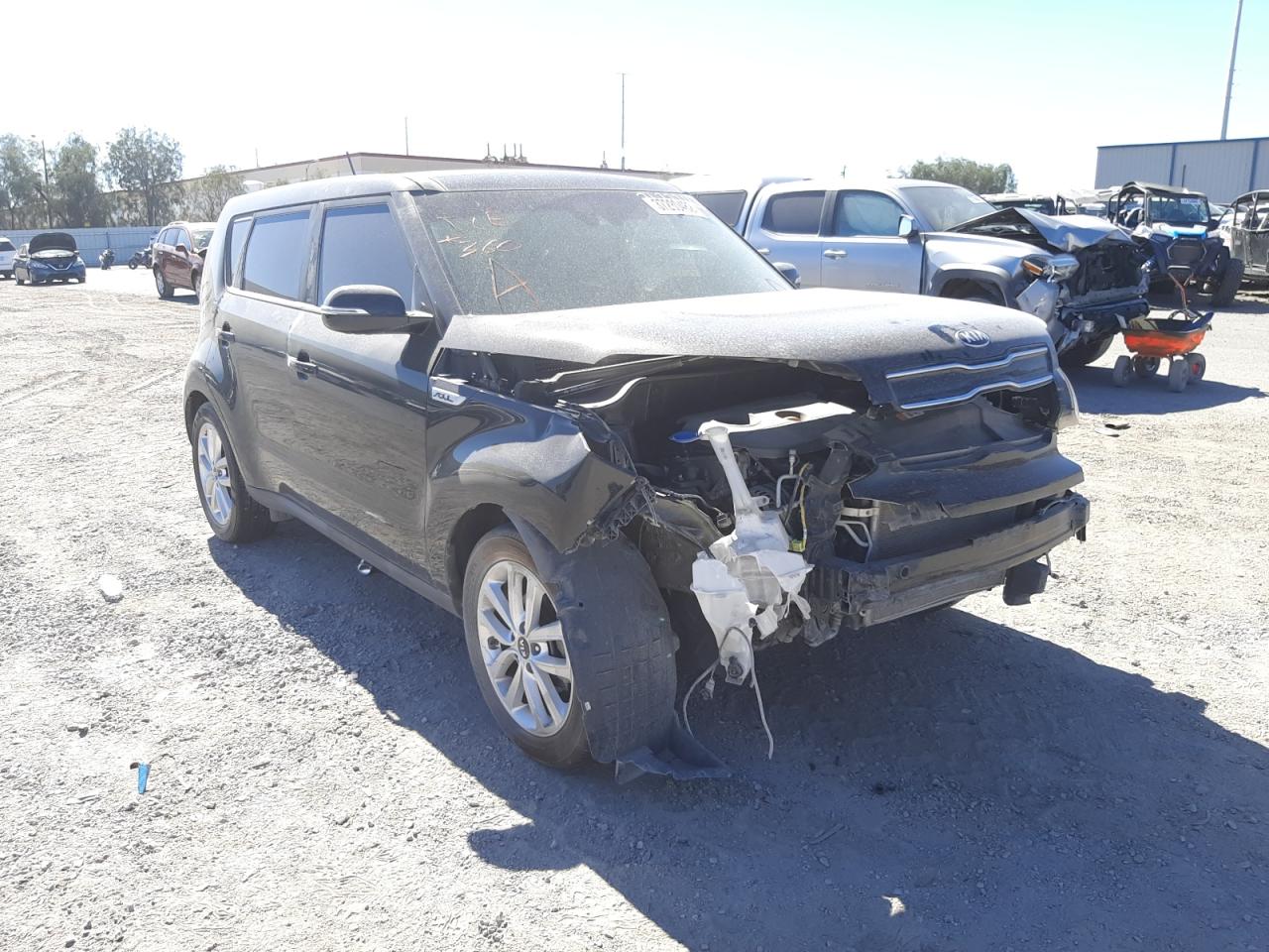 KIA SOUL + 2017 مع رقم تعريف المركبة KNDJP3A5XH7435154 - صورة من المزاد