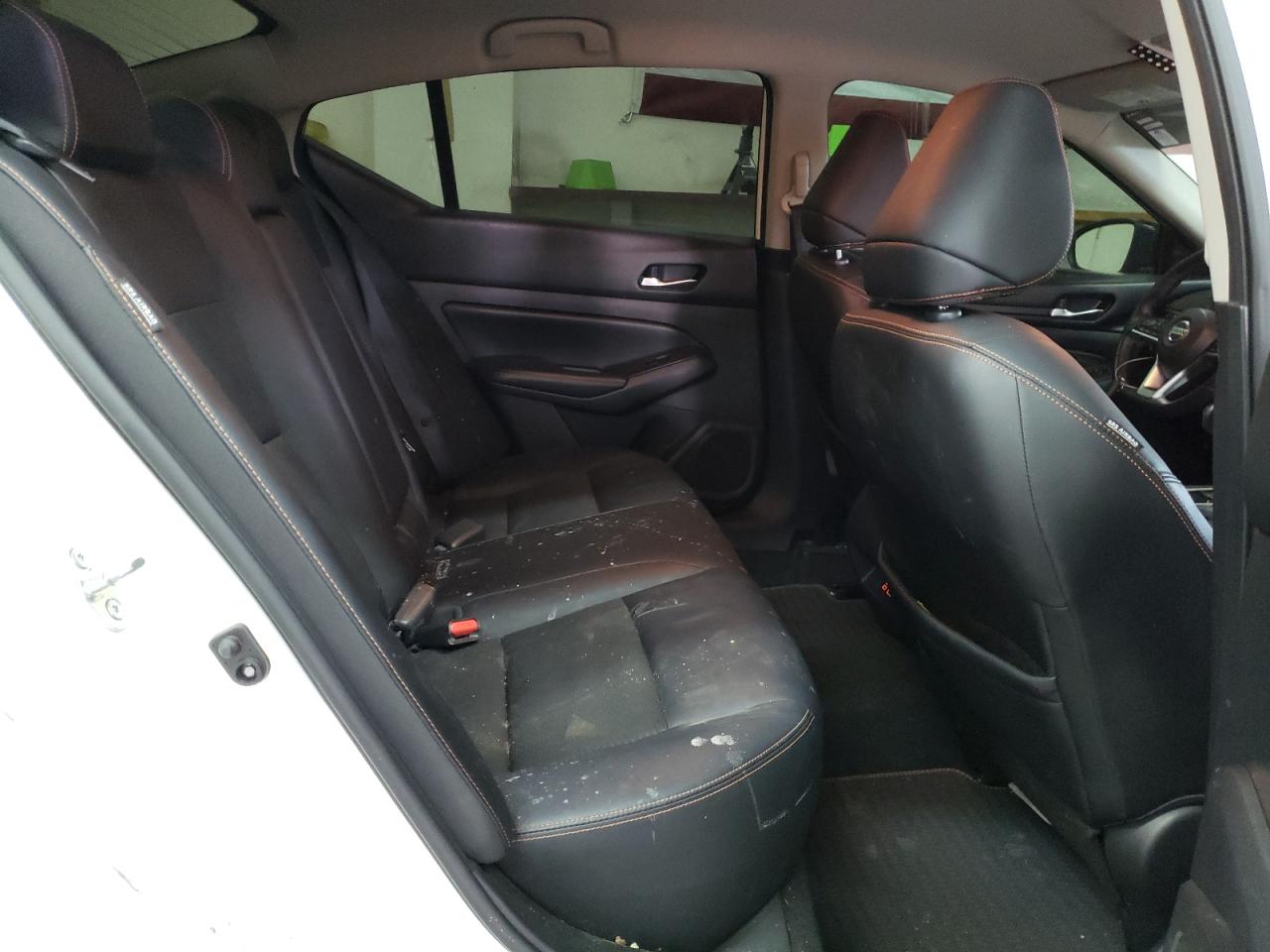 Photo 6 from auction – 2019 NISSAN ALTIMA SR with VIN 1N4BL4CV6KC161099
