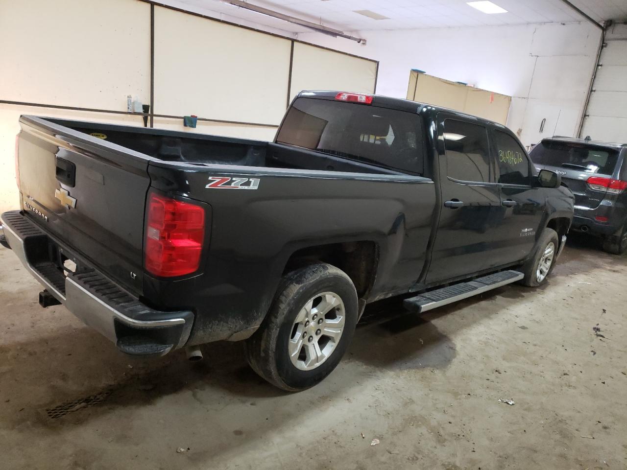Photo 4 from auction – 2014 CHEVROLET SILVERADO with VIN 3GCUKREC6EG161393