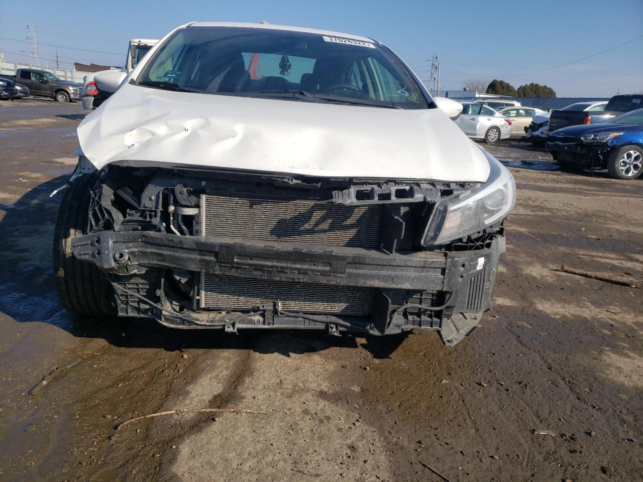 Photo 9 from auction – 2018 KIA FORTE LX with VIN 3KPFL4A77JE166335