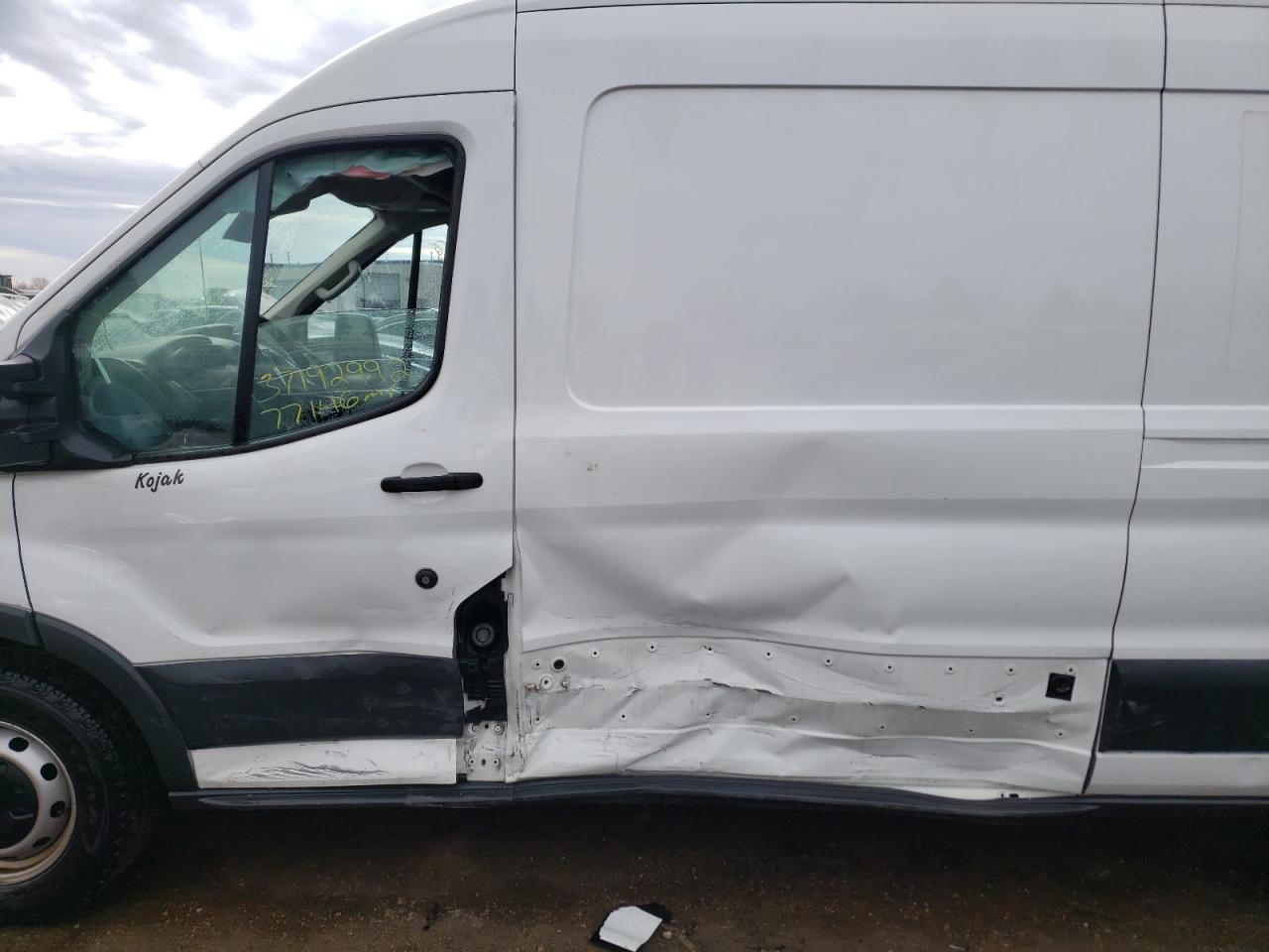 Photo 9 from auction – 2018 FORD TRANSIT T- with VIN 1FTYR2CGXJKA97582