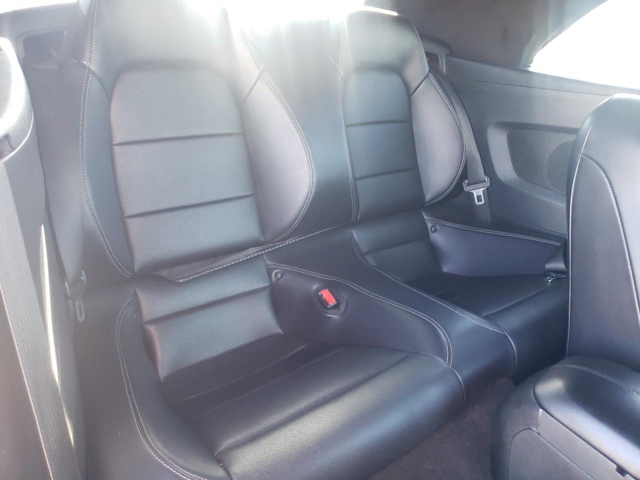 Photo 6 from auction – 2017 FORD MUSTANG with VIN 1FATP8UH6H5220612