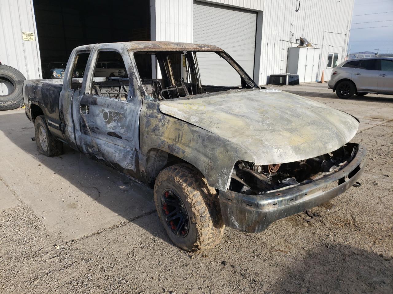 CHEVROLET SILVERADO 2002 with VIN 2GCEK19T521285868 - Photo from auction