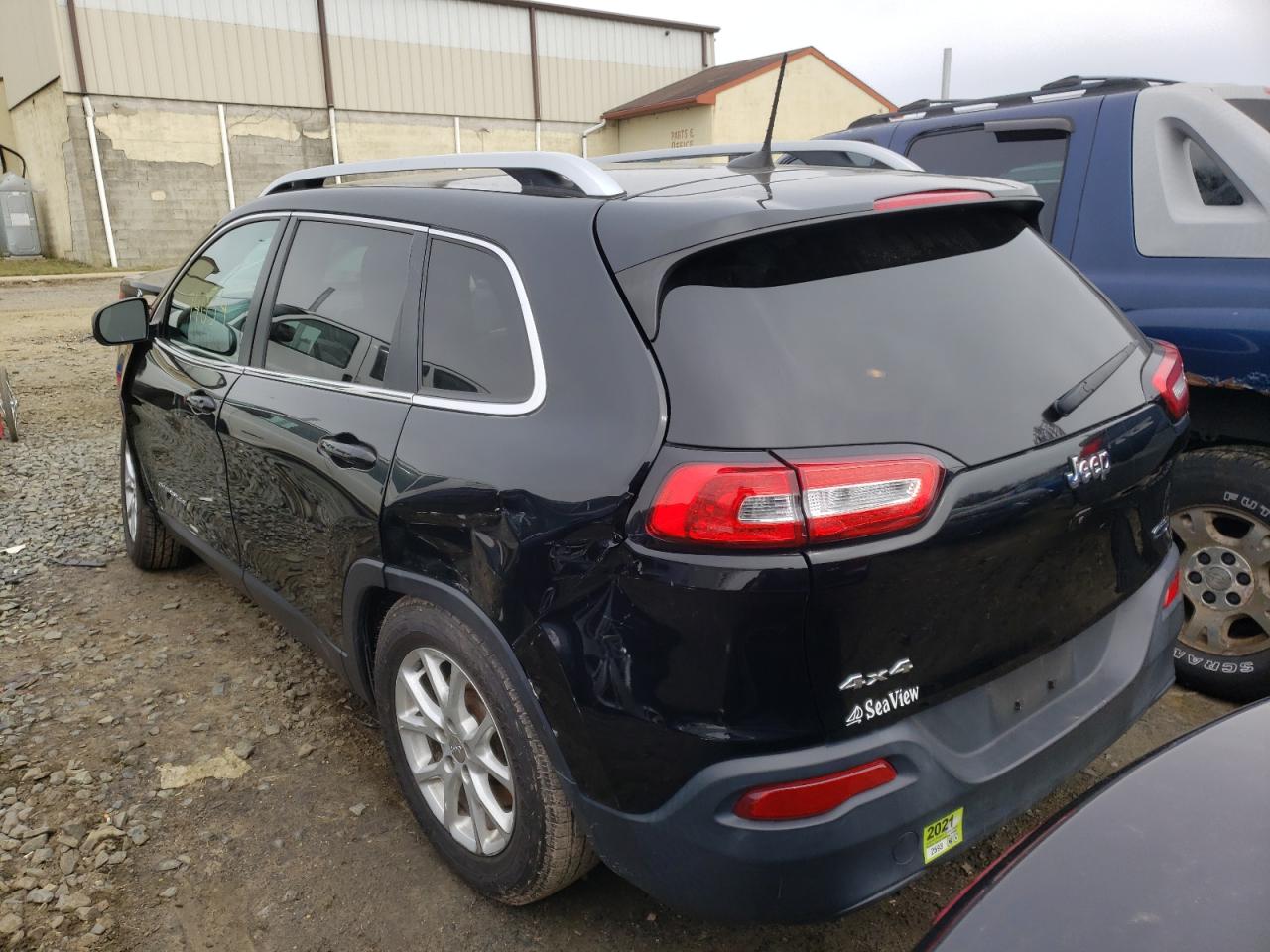 Photo 3 from auction – 2017 JEEP CHEROKEE L with VIN 1C4PJMCB1HW543835