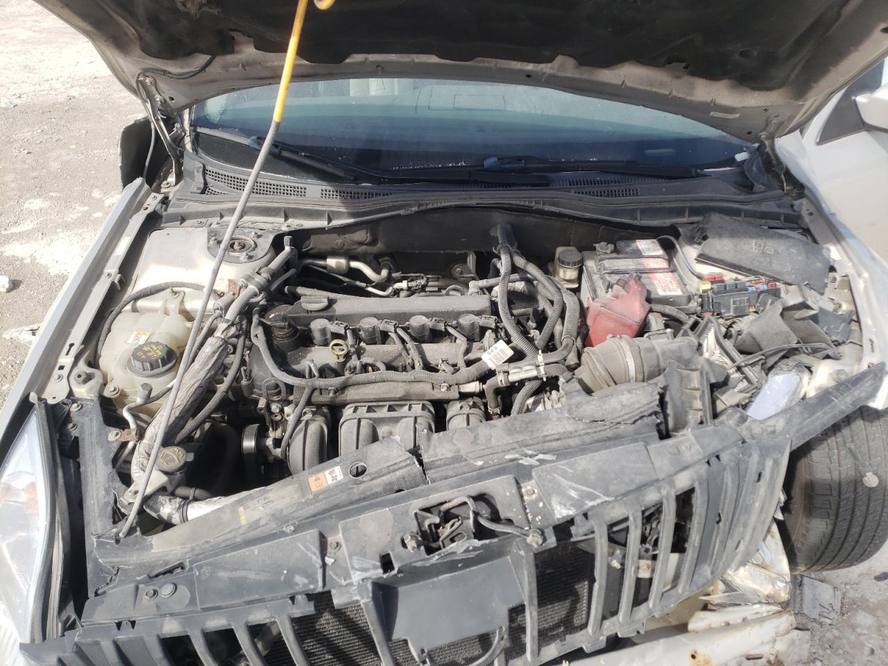 Photo 7 from auction – 2010 MERCURY MILAN with VIN 3MEHM0JA8AR622375