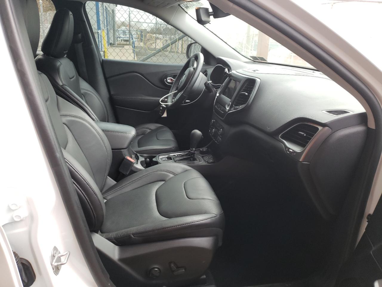 Photo 5 from auction – 2021 JEEP CHEROKEE L with VIN 1C4PJMMX5MD115606