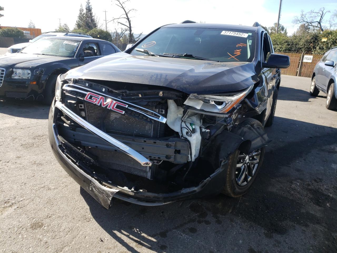 Photo 9 from auction – 2017 GMC ACADIA SLT with VIN 1GKKNMLS2HZ218080