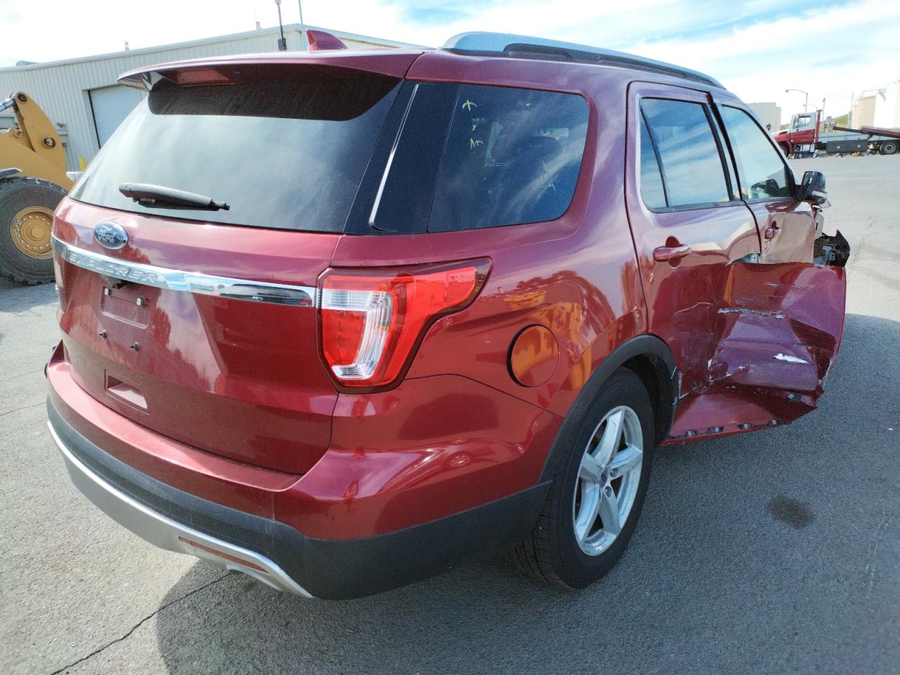 Photo 4 from auction – 2016 FORD EXPLORER X with VIN 1FM5K7D87GGB42609