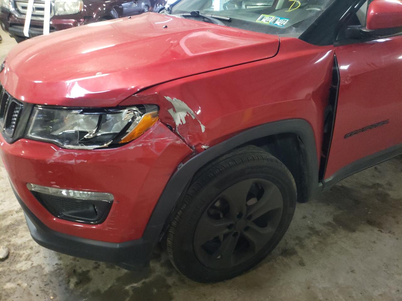 Photo 9 from auction – 2018 JEEP COMPASS LA with VIN 3C4NJDBB1JT304399