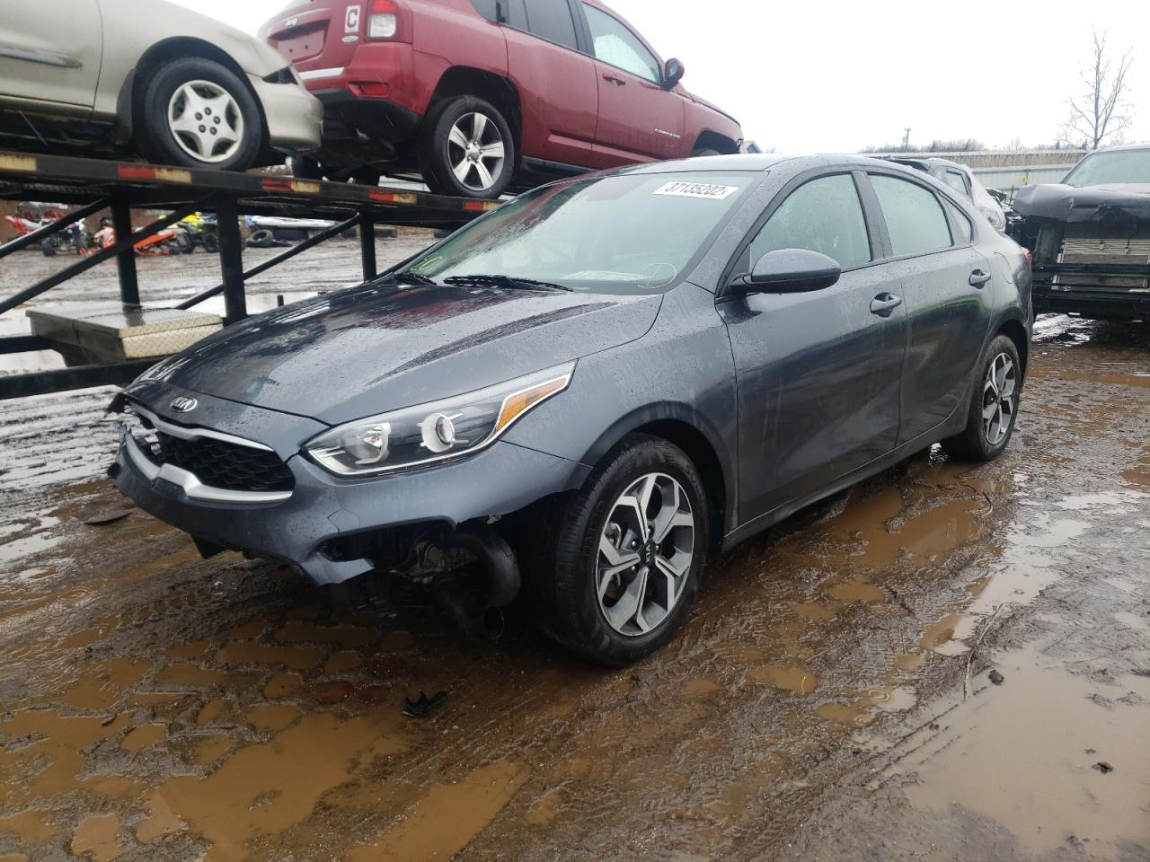 Photo 2 from auction – 2021 KIA FORTE FE with VIN 3KPF24AD0ME354451