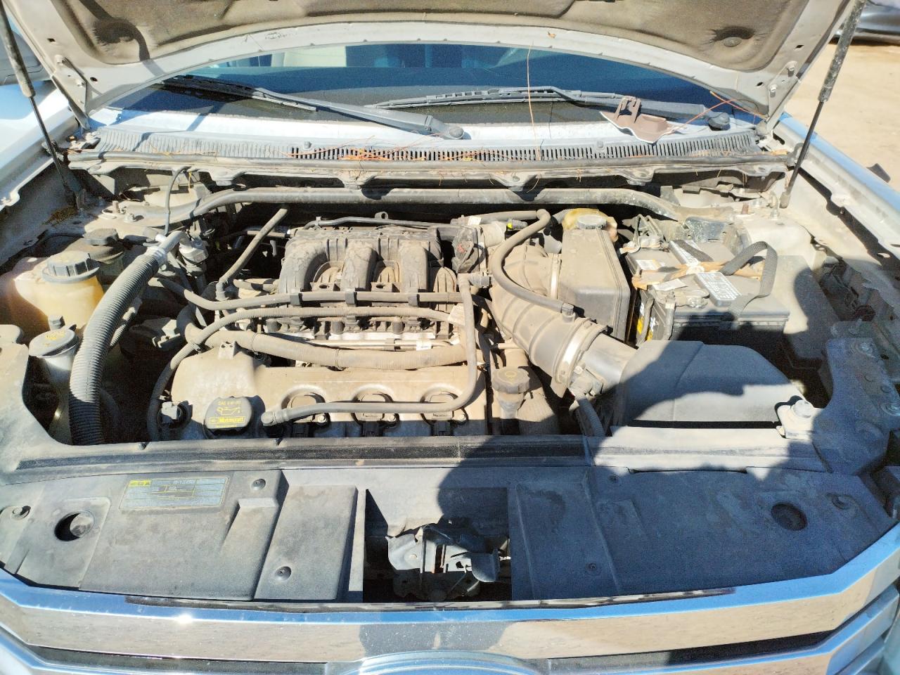 Photo 7 from auction – 2010 FORD FLEX SE with VIN 2FMGK5BC1ABD03166