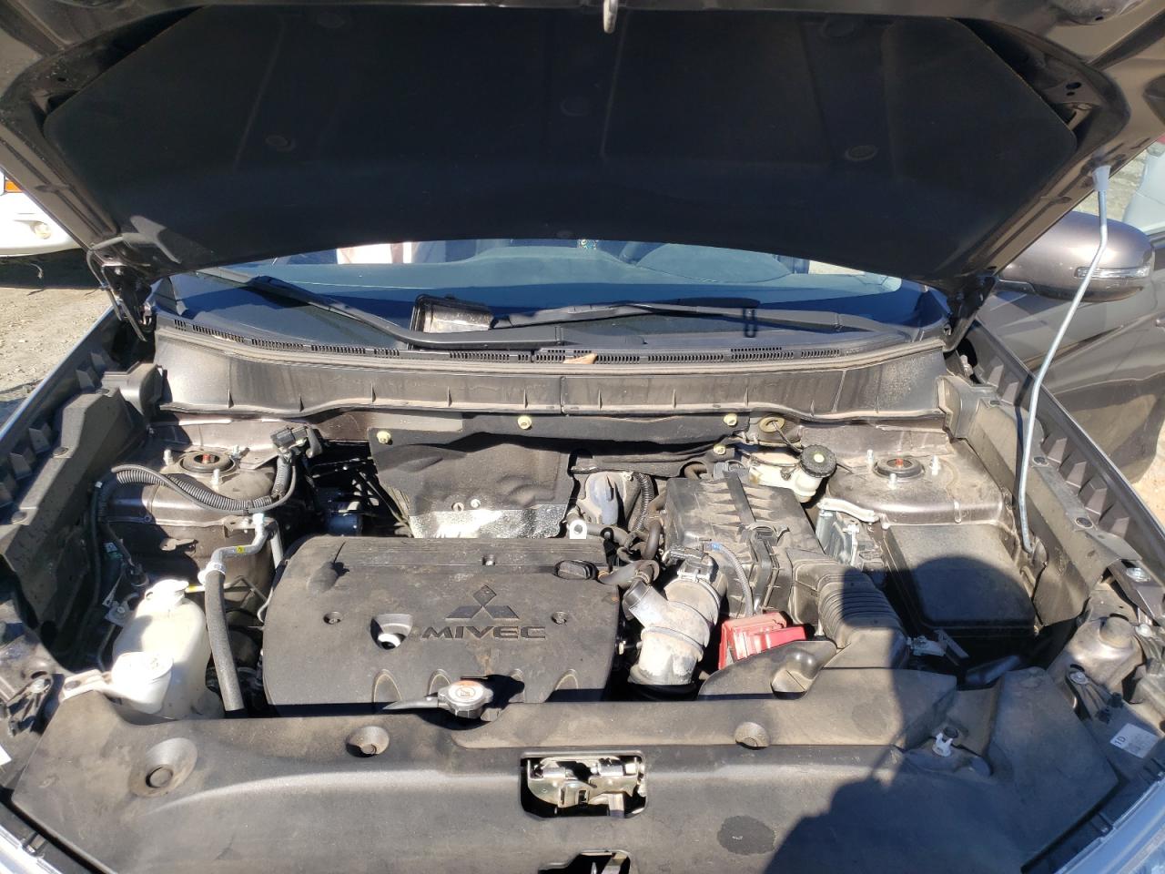 Photo 7 from auction – 2019 MITSUBISHI OUTLANDER with VIN JA4AP4AU2KU029711