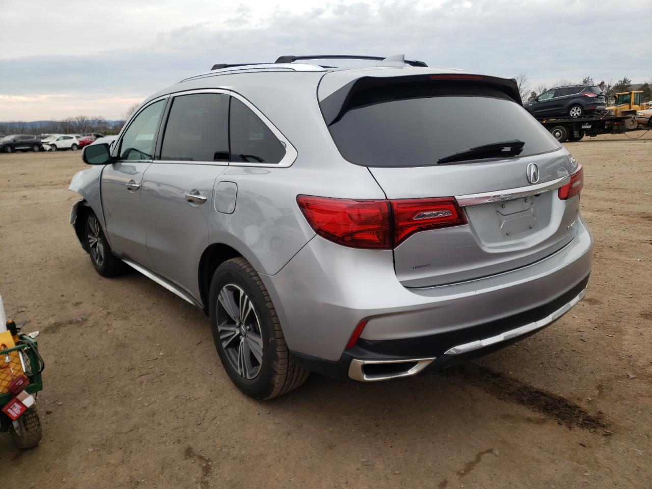 Photo 3 from auction – 2018 ACURA MDX with VIN 5J8YD4H31JL010499