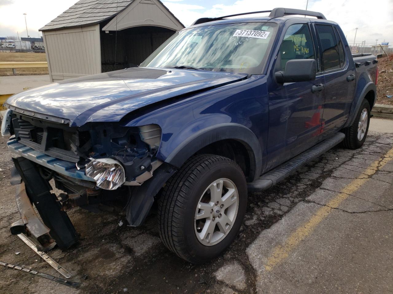Photo 2 from auction – 2007 FORD EXPLORER S with VIN 1FMEU31K37UA07468