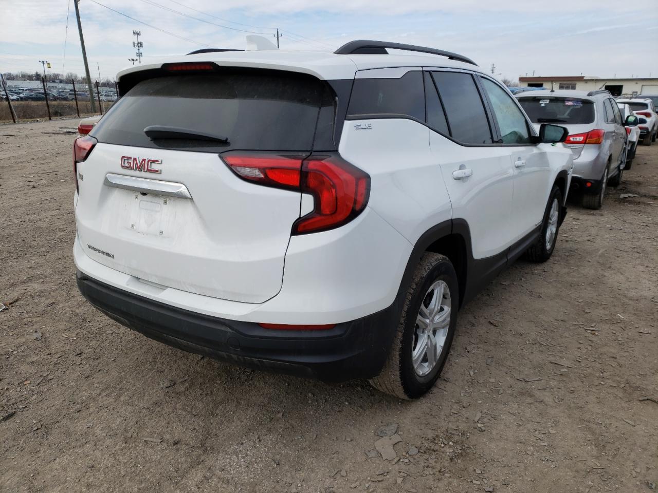 Photo 4 from auction – 2019 GMC TERRAIN SL with VIN 3GKALMEV7KL164962