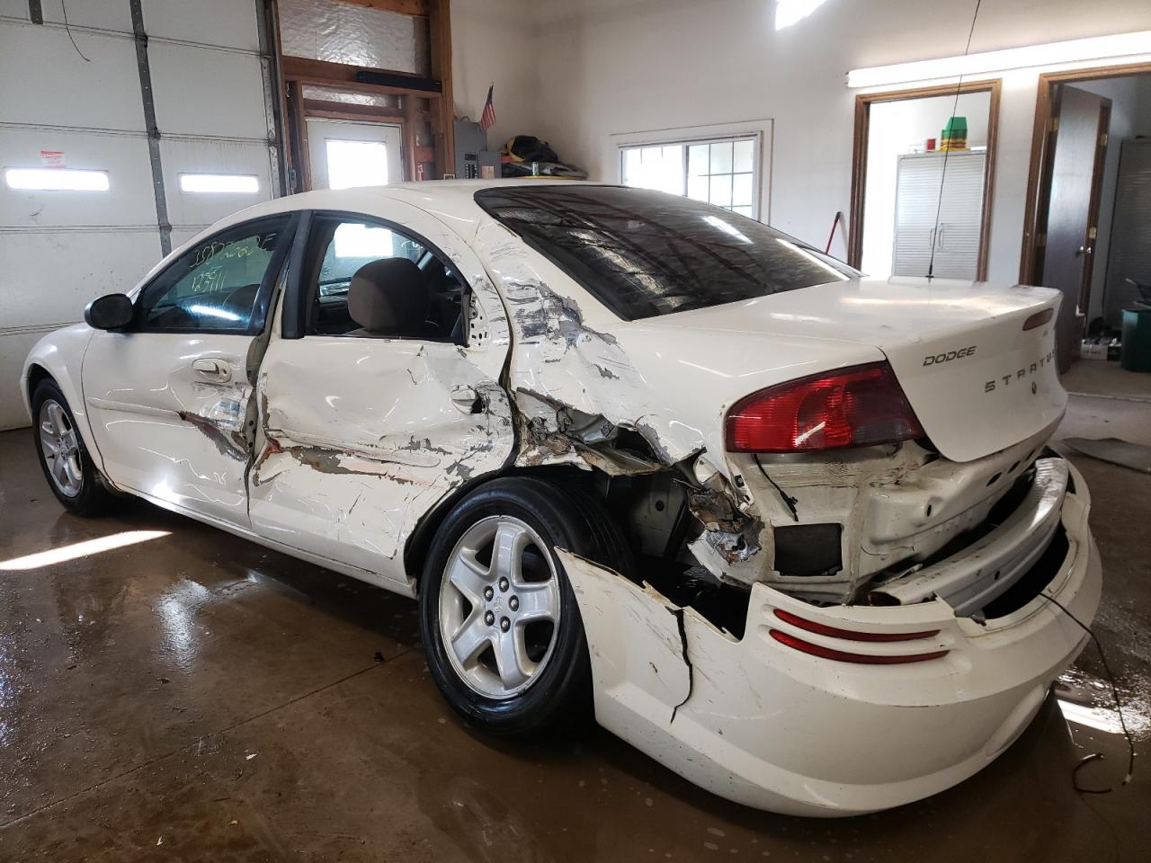 Photo 3 from auction – 2002 DODGE STRATUS SE with VIN 1B3EL46X02N349451