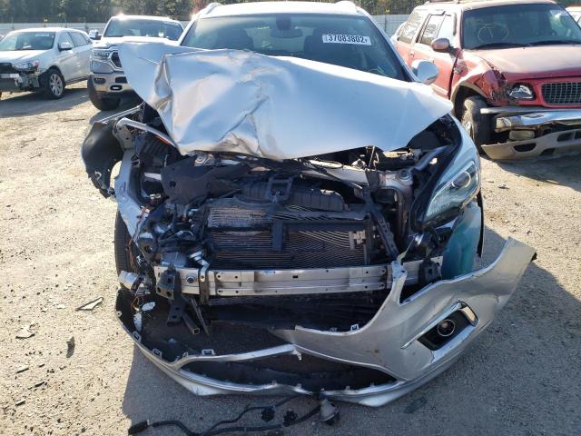 Photo 9 from auction – 2017 BUICK ENVISION E with VIN LRBFXBSA6HD221645