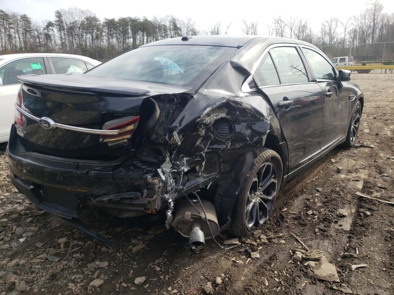 Photo 4 from auction – 2015 FORD TAURUS SHO with VIN 1FAHP2KT9FG182501