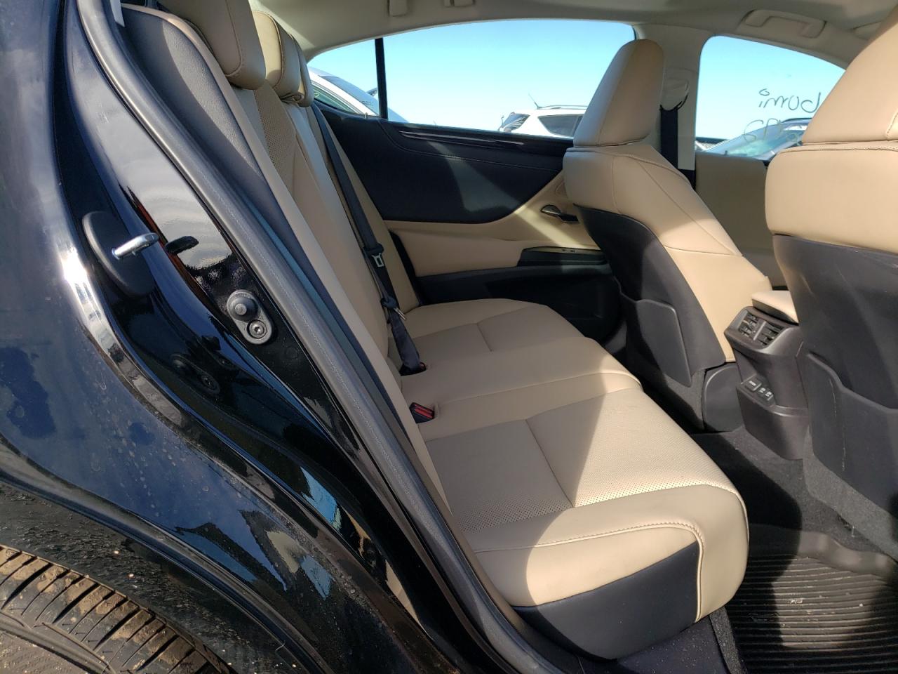 Photo 6 from auction – 2020 LEXUS ES 350 with VIN 58ADZ1B15LU080609