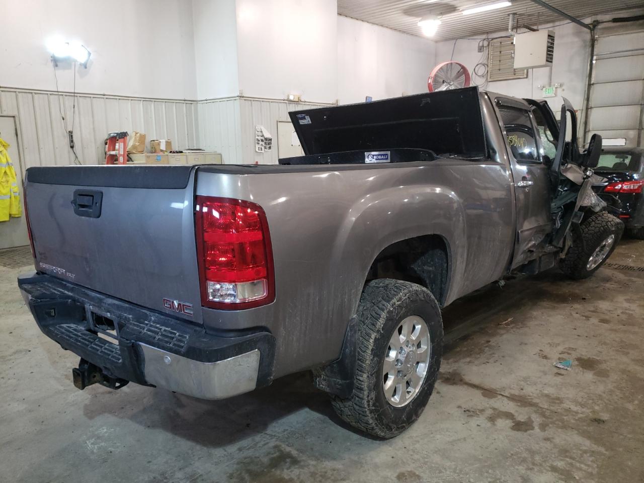 Photo 4 from auction – 2013 GMC SIERRA K25 with VIN 1GT121E86DF144545