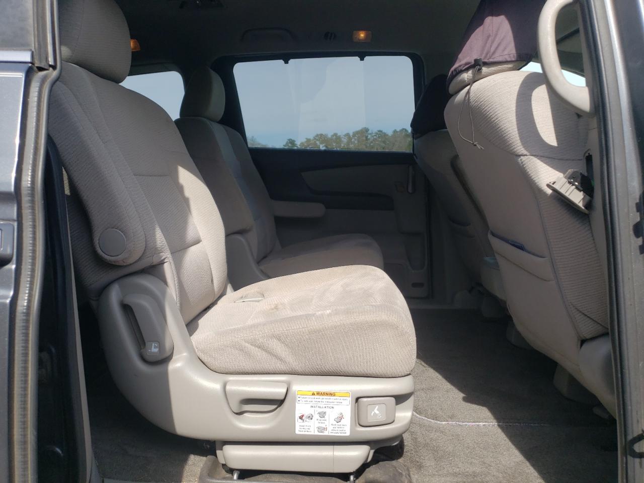 Photo 6 from auction – 2011 HONDA ODYSSEY EX with VIN 5FNRL5H43BB010190