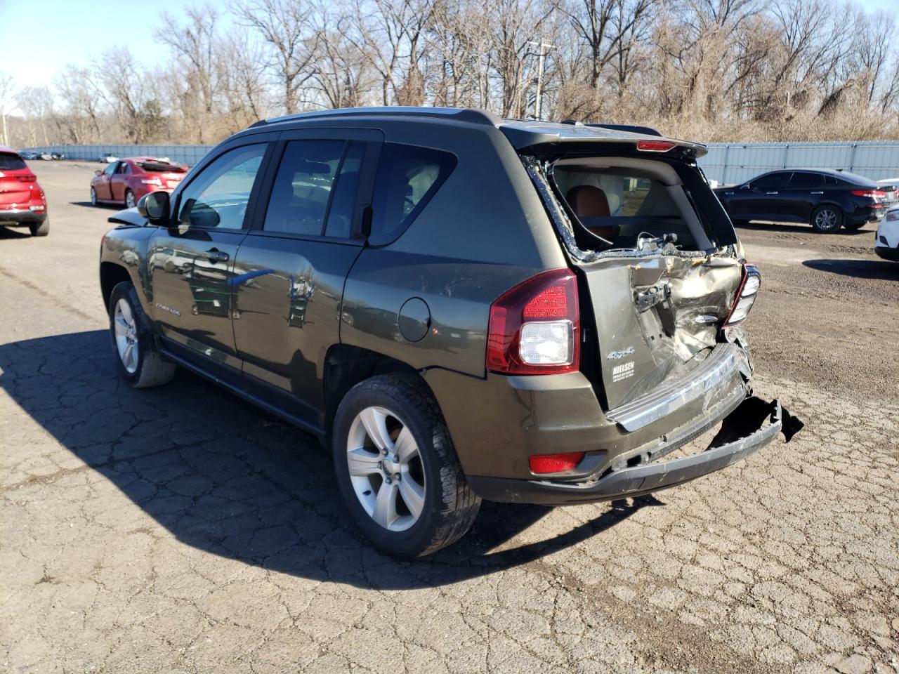 Photo 3 from auction – 2015 JEEP COMPASS LA with VIN 1C4NJDEB1FD340425