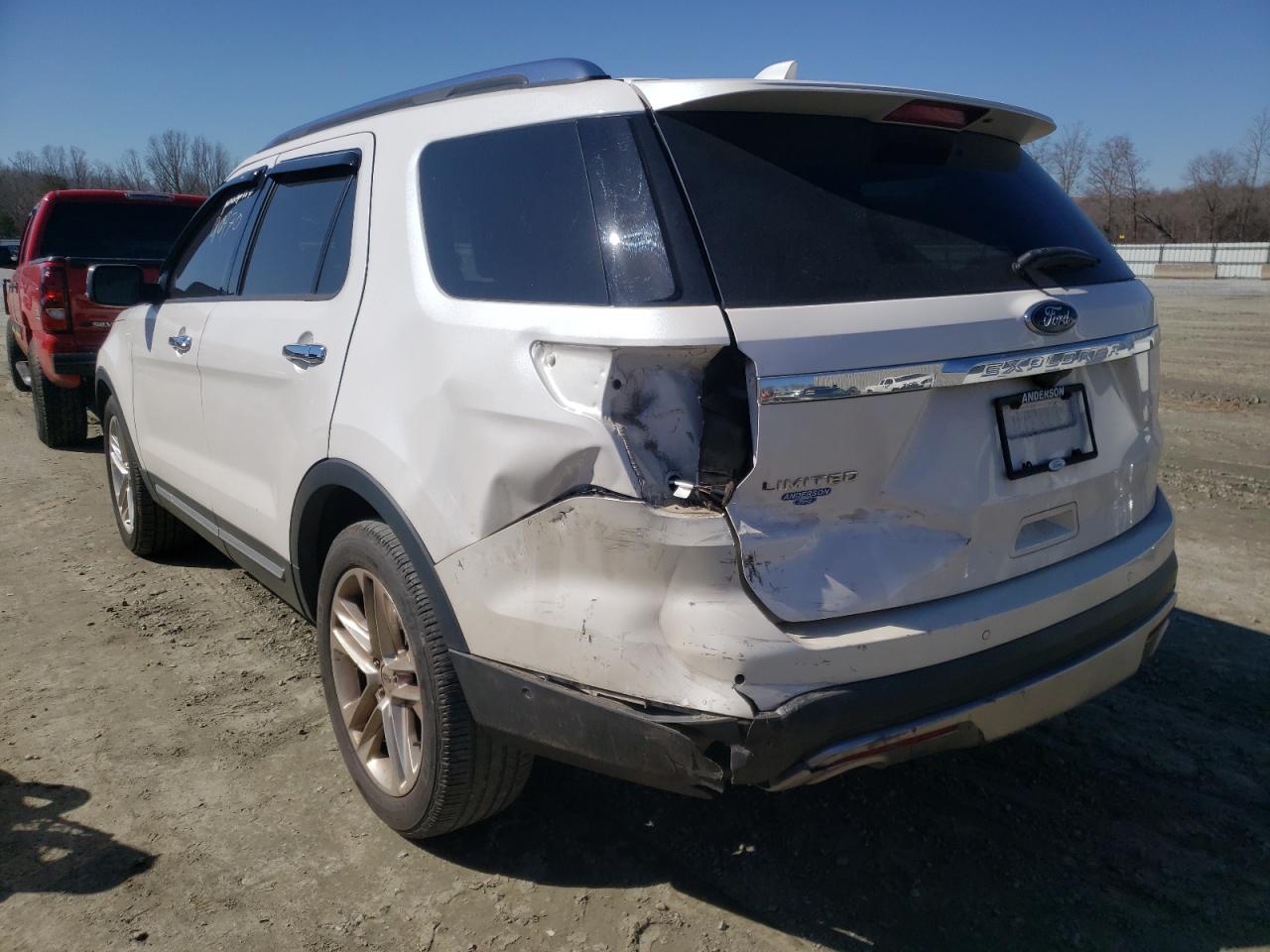 Foto 3 de la subasta – 2017 FORD EXPLORER L con VIN 1FM5K7F86HGB19062