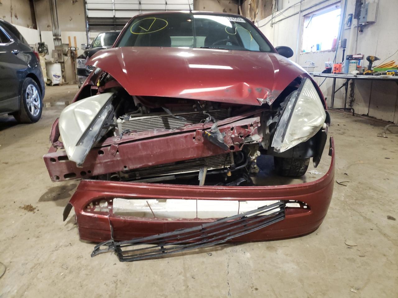 Photo 9 from auction – 2001 FORD FOCUS ZX3 with VIN 3FAFP31321R230212