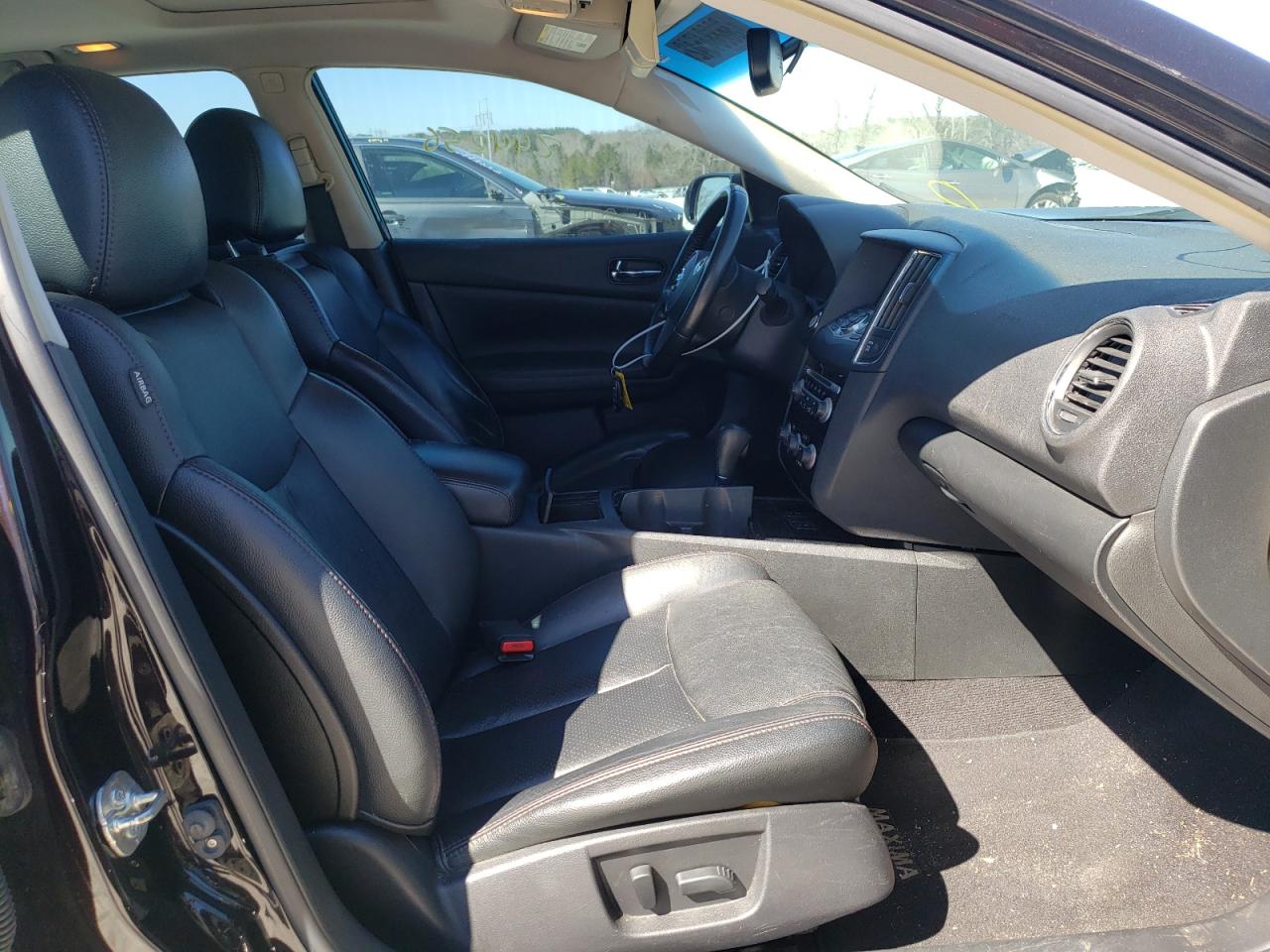 Photo 5 from auction – 2011 NISSAN MAXIMA S with VIN 1N4AA5AP7BC801266