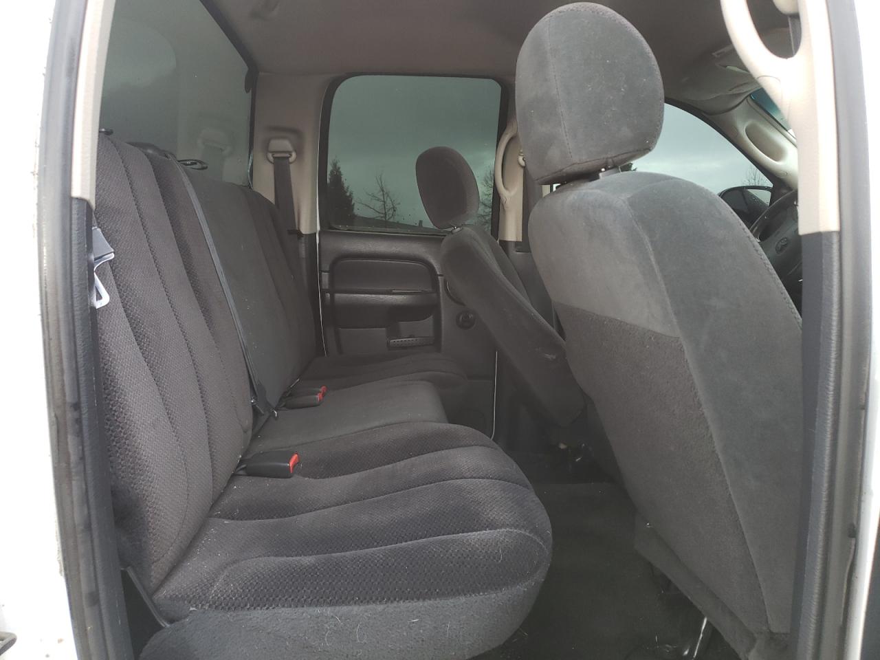 Photo 6 from auction – 2002 DODGE RAM 1500 with VIN 1B7HU18Z82J112591