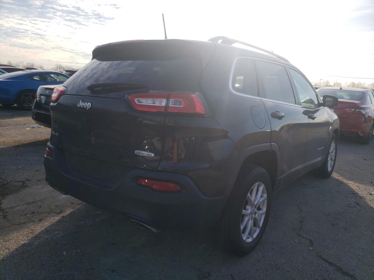 Photo 4 from auction – 2016 JEEP CHEROKEE L with VIN 1C4PJMCS2GW220828