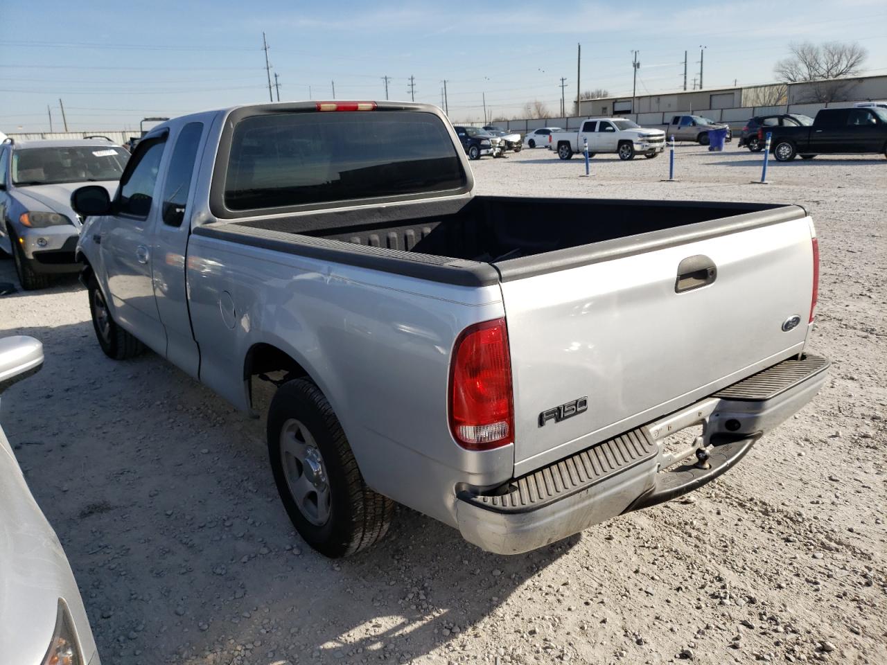 Photo 3 from auction – 2001 FORD F150 with VIN 1FTZX17281NB19404