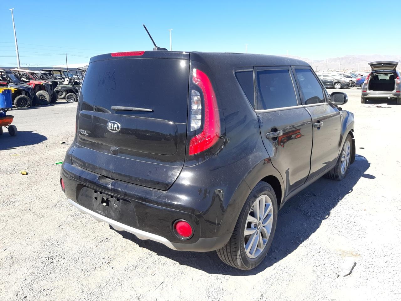 Photo 4 from auction – 2017 KIA SOUL + with VIN KNDJP3A5XH7435154