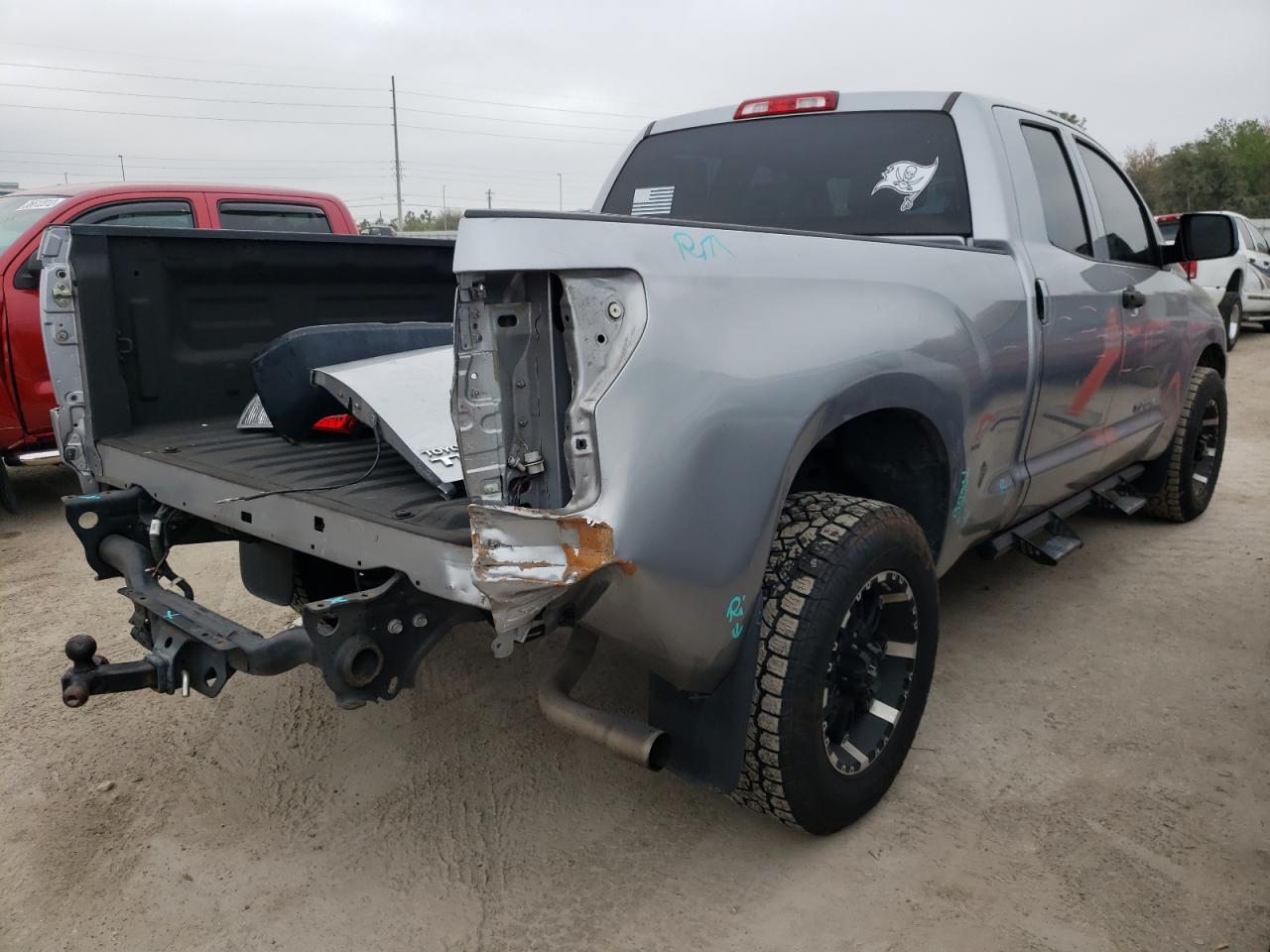 Photo 4 from auction – 2013 TOYOTA TUNDRA DOU with VIN 5TFRM5F12DX056799