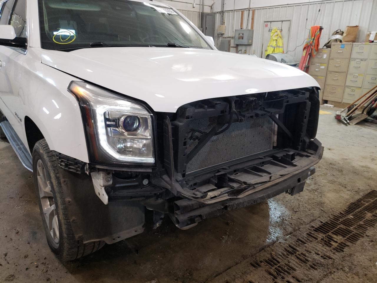 Photo 9 from auction – 2015 GMC YUKON SLT with VIN 1GKS2BKC3FR235961