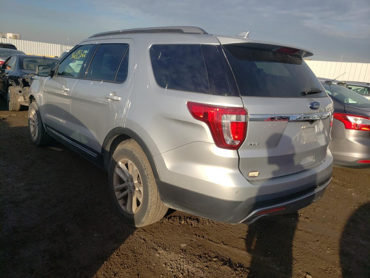 Photo 3 from auction – 2017 FORD EXPLORER X with VIN 1FM5K7D80HGE21501
