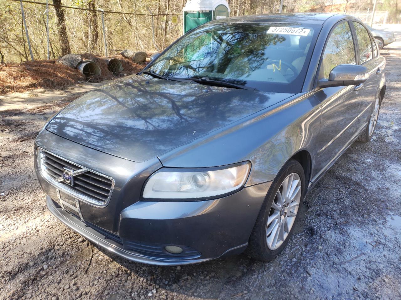 Photo 2 from auction – 2010 VOLVO S40 2.4I with VIN YV1382MS1A2488596