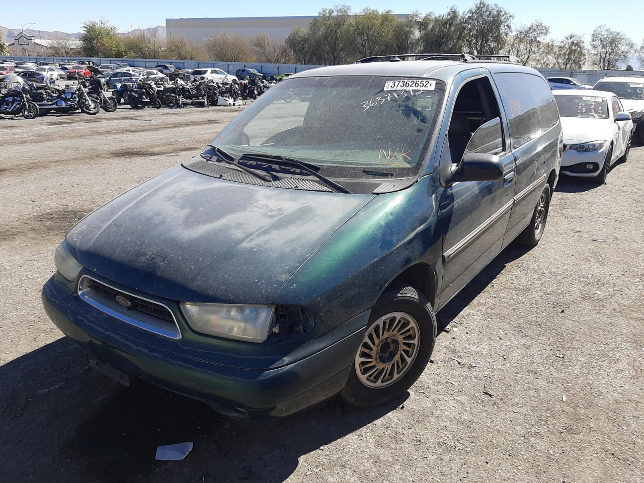 Photo 2 from auction – 1998 FORD WINDSTAR W with VIN 2FMZA514XWBD46725