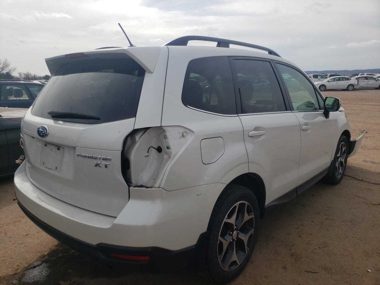 Photo 4 from auction – 2014 SUBARU FORESTER 2 with VIN JF2SJGMC7EH527143