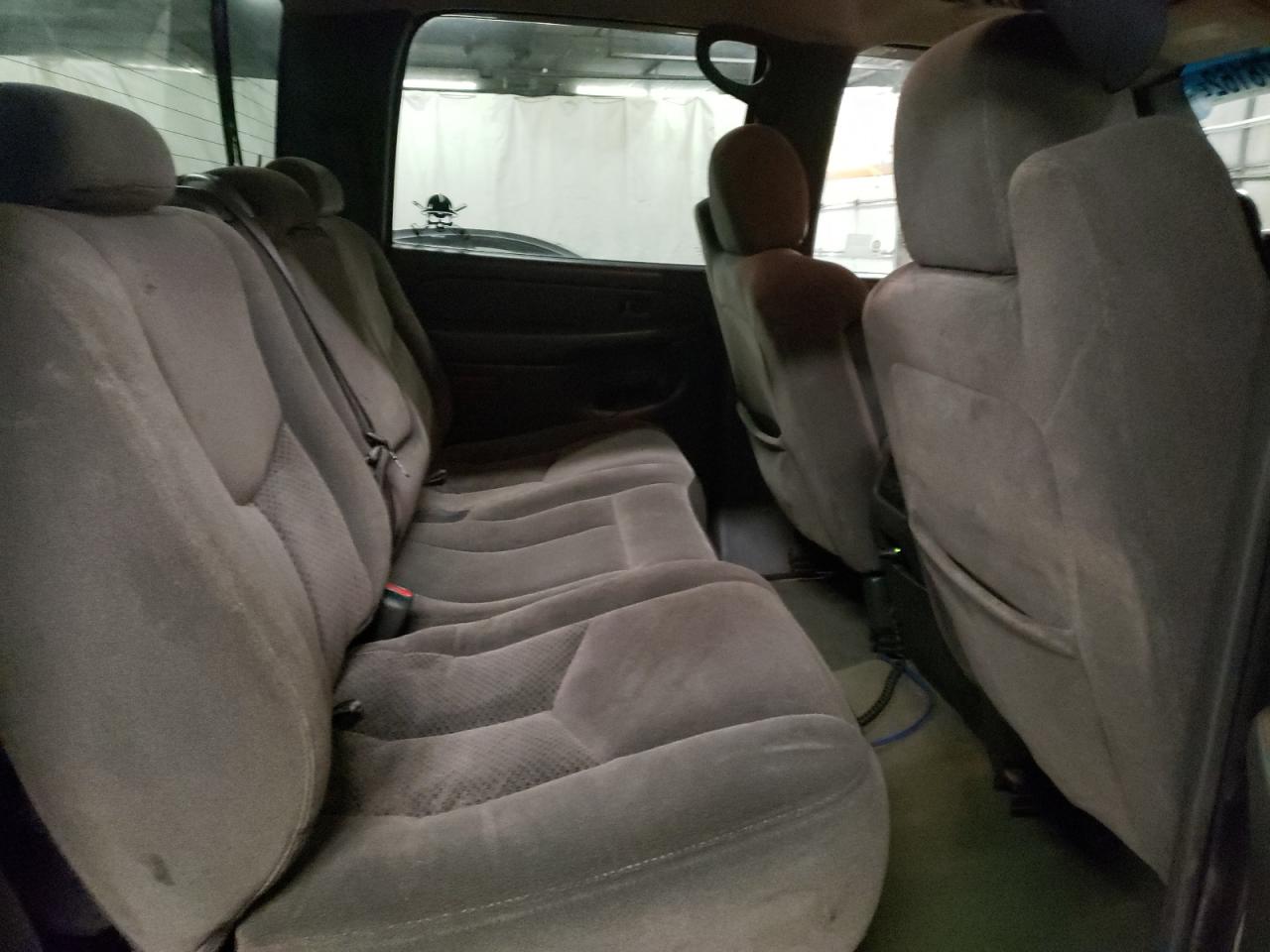 Photo 6 from auction – 2006 CHEVROLET SILVERADO with VIN 1GCHK23DX6F195246