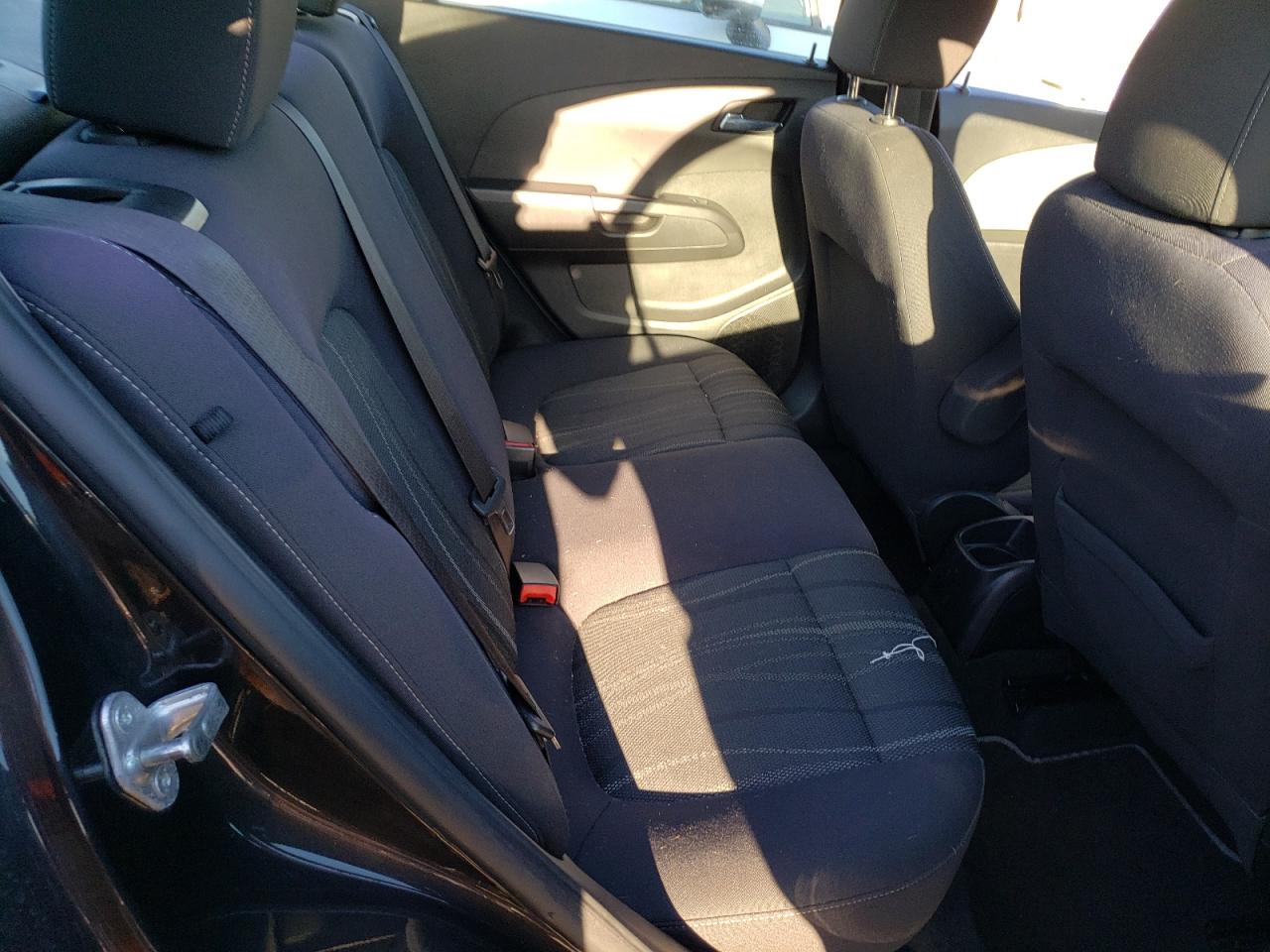 Foto 6 de la subasta – 2014 CHEVROLET SONIC con VIN 1G1JC5SH1E4137629