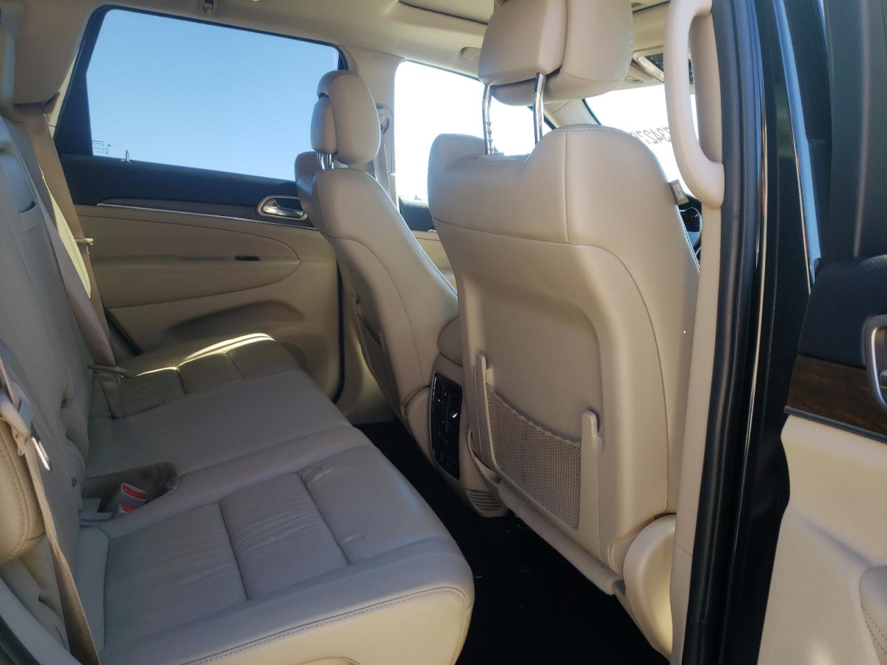 Photo 6 from auction – 2016 JEEP GRAND CHER with VIN 1C4RJEBG5GC320998