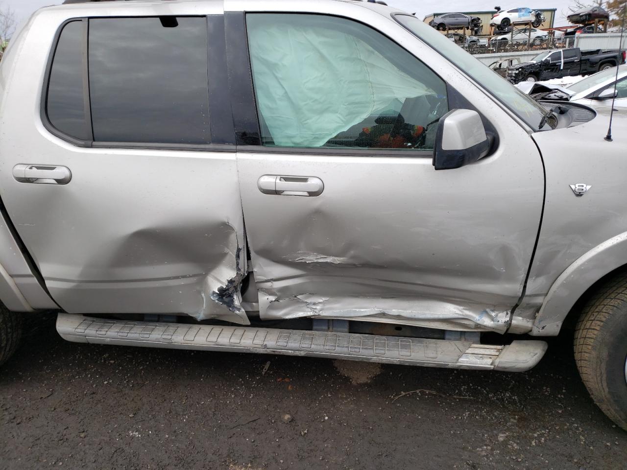 Photo 9 from auction – 2007 FORD EXPLORER S with VIN 1FMEU53877UA14128