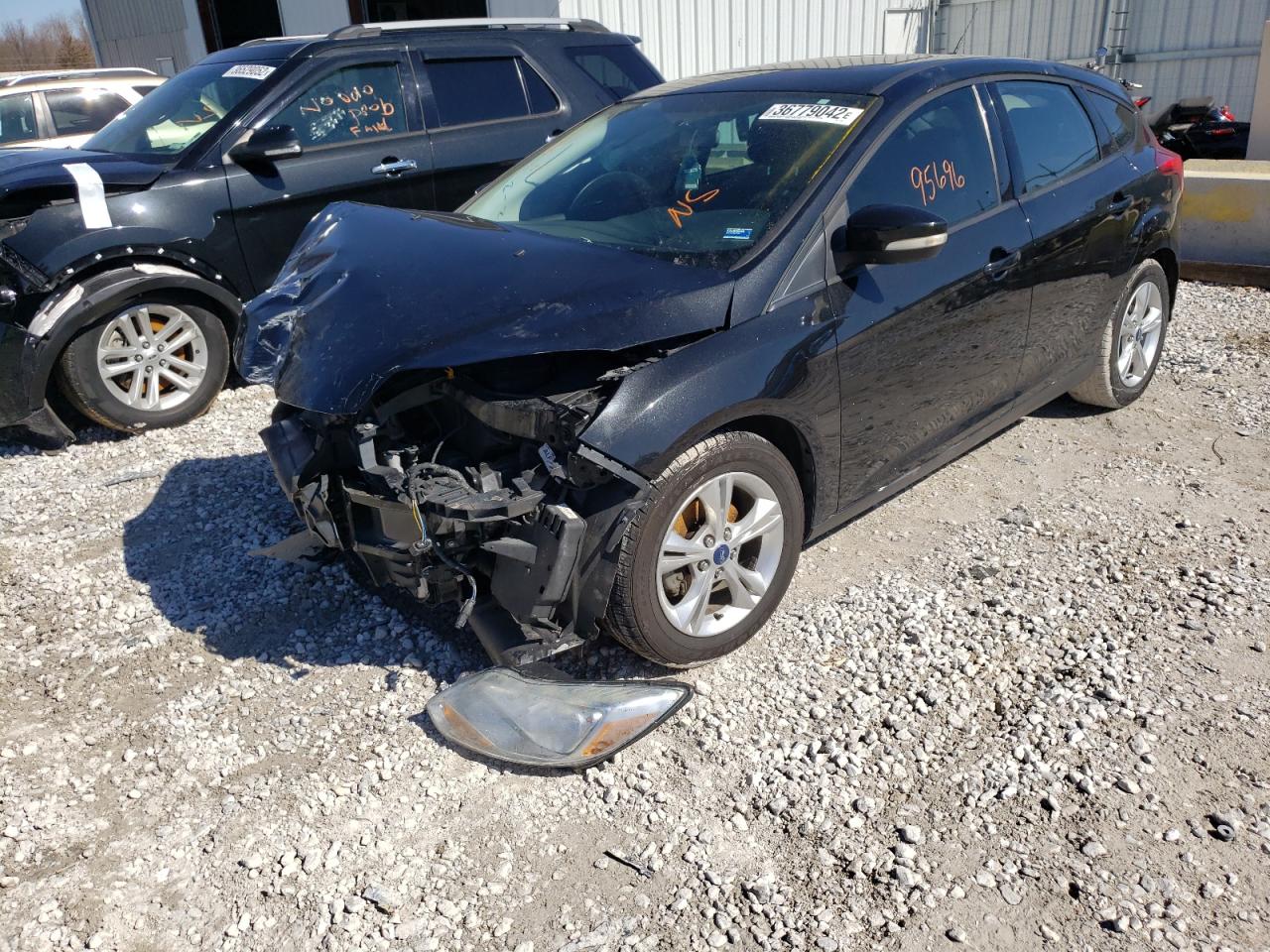 Photo 2 from auction – 2013 FORD FOCUS SE with VIN 1FADP3K27DL177233