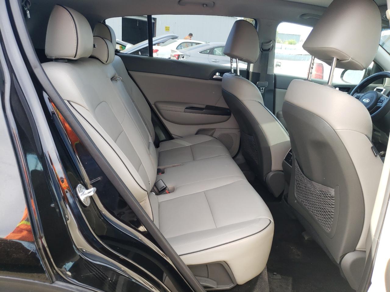 Photo 6 from auction – 2017 KIA SPORTAGE E with VIN KNDPNCAC5H7239220