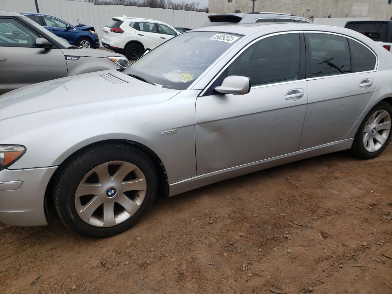 Photo 9 from auction – 2007 BMW 750 with VIN WBAHL83577DT08413