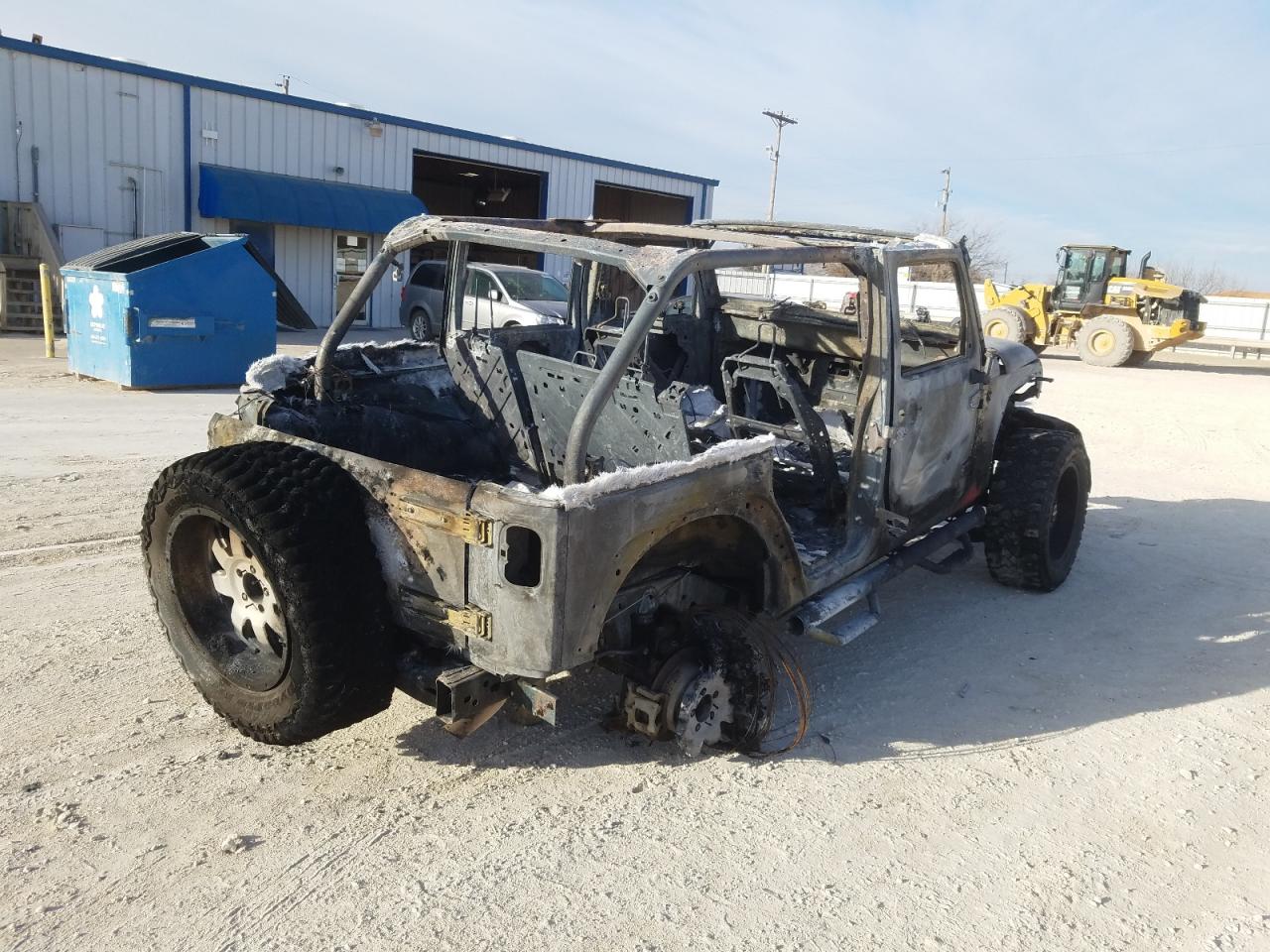 Photo 4 from auction – 2015 JEEP WRANGLER U with VIN 1C4BJWDG8FL754139