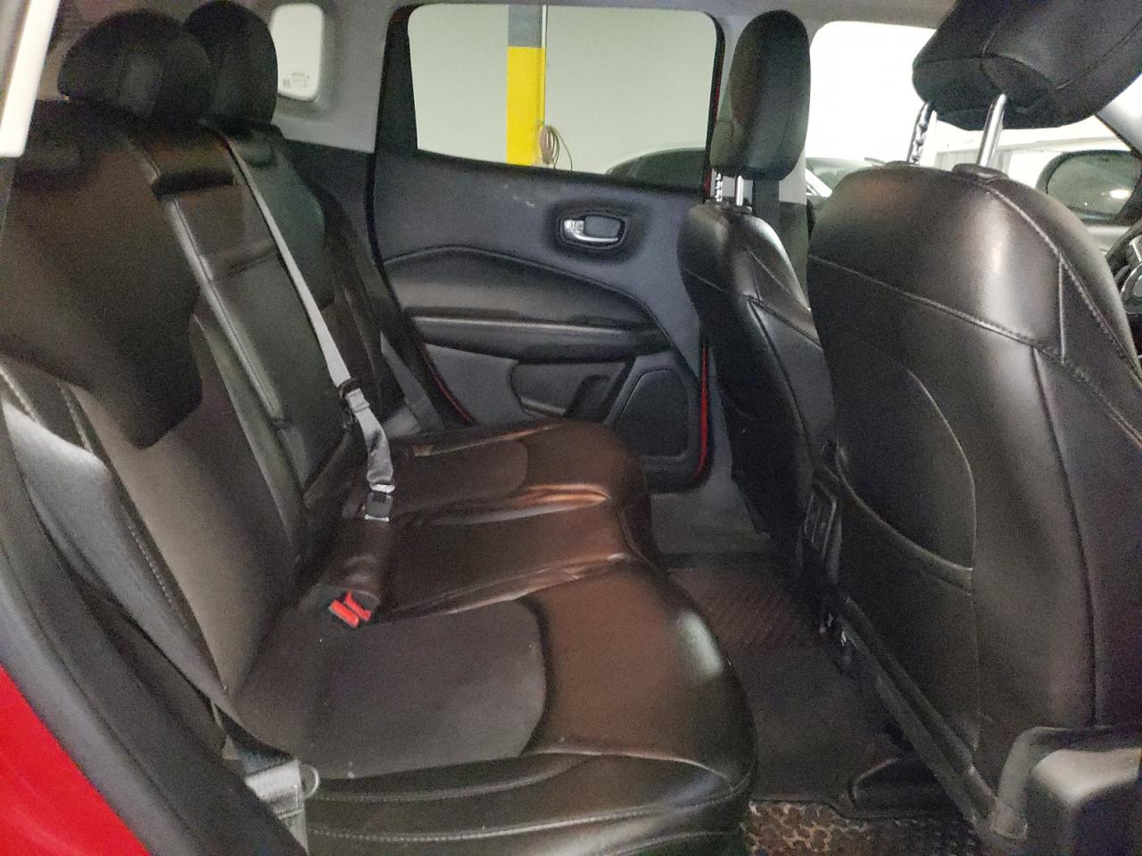 Photo 6 from auction – 2018 JEEP COMPASS LA with VIN 3C4NJDBB1JT304399