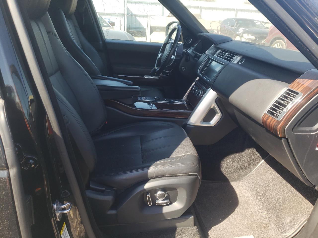 Photo 5 from auction – 2016 LAND ROVER RANGE ROVE with VIN SALGS2EF0GA262552